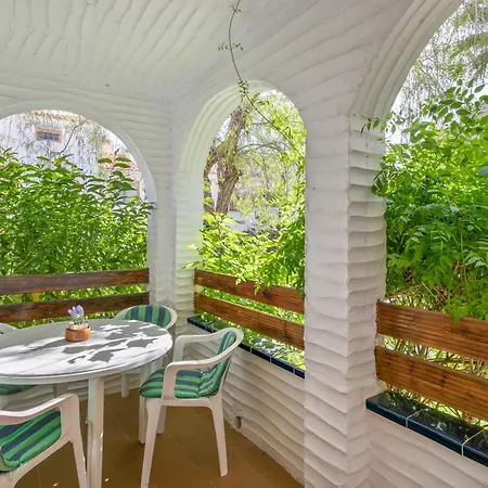 Casa En La Playa Con Piscinas Holiday home